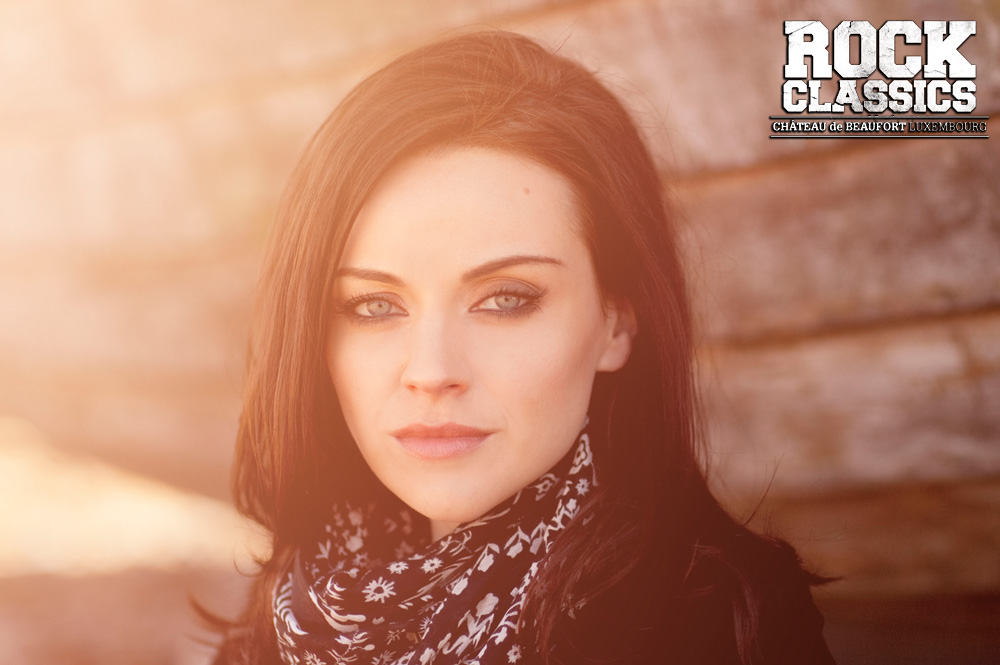 Amy Macdonald Deutsch